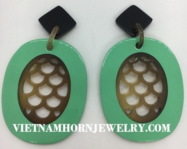 Exquisite Horn Jewelry - Unique Buffalo Horn Creations