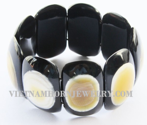 Exquisite Horn Jewelry - Unique Buffalo Horn Creations