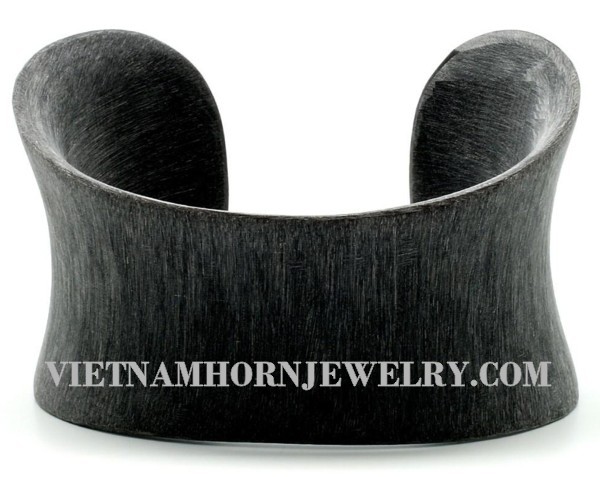 Exquisite Horn Jewelry - Unique Buffalo Horn Creations