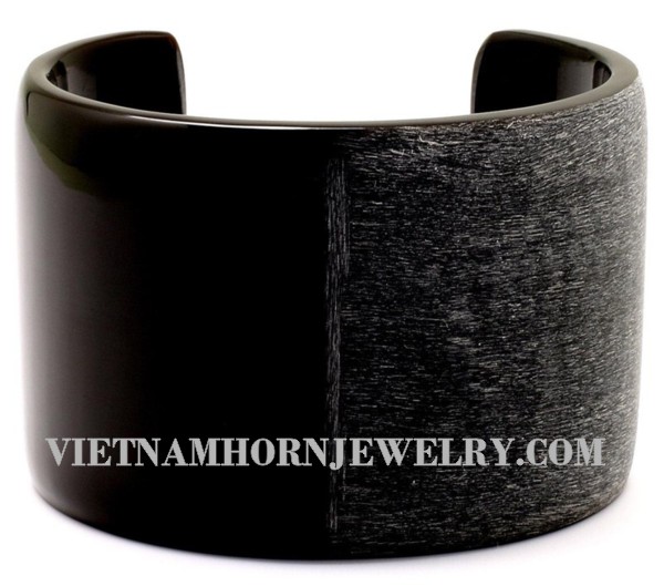 Exquisite Horn Jewelry - Unique Buffalo Horn Creations