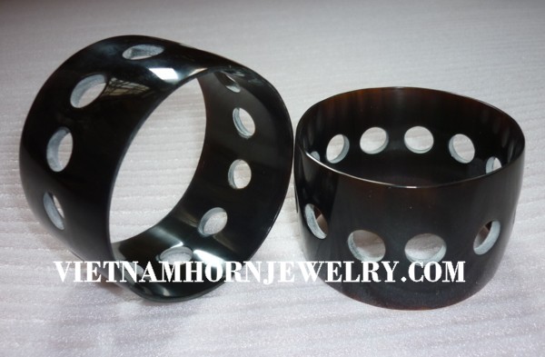 Exquisite Horn Jewelry - Unique Buffalo Horn Creations