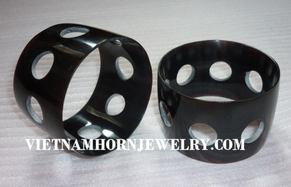 Exquisite Horn Jewelry - Unique Buffalo Horn Creations