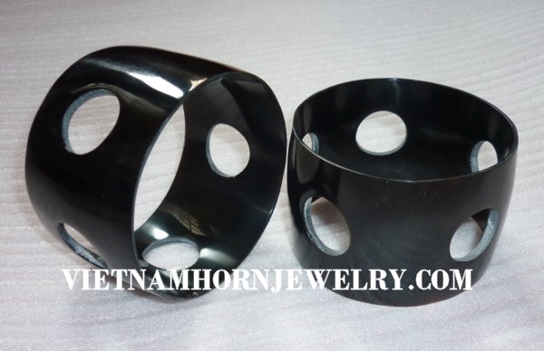 Exquisite Horn Jewelry - Unique Buffalo Horn Creations