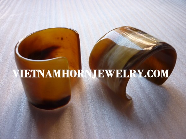 Exquisite Horn Jewelry - Unique Buffalo Horn Creations
