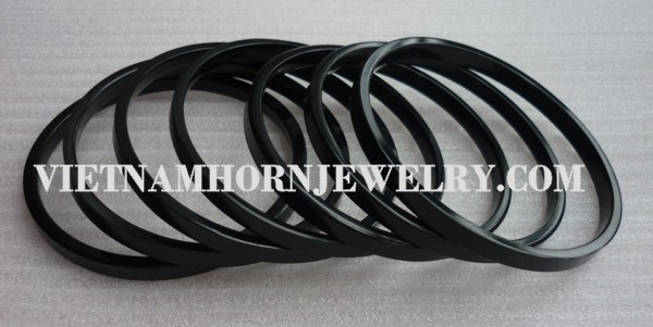 Exquisite Horn Jewelry - Unique Buffalo Horn Creations