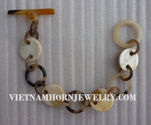 Exquisite Horn Jewelry - Unique Buffalo Horn Creations