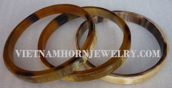 Exquisite Horn Jewelry - Unique Buffalo Horn Creations