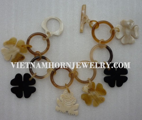 Exquisite Horn Jewelry - Unique Buffalo Horn Creations