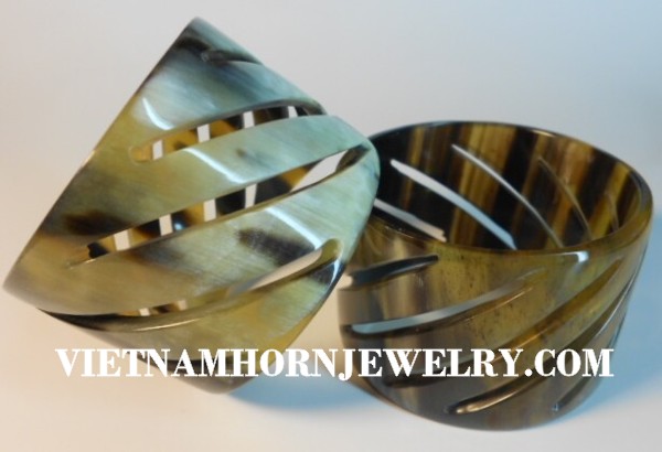 Exquisite Horn Jewelry - Unique Buffalo Horn Creations