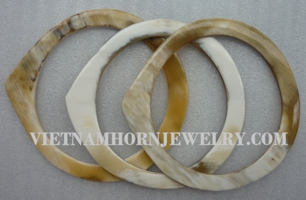 Exquisite Horn Jewelry - Unique Buffalo Horn Creations