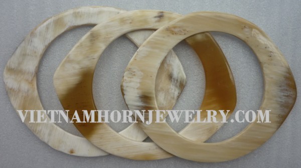 Exquisite Horn Jewelry - Unique Buffalo Horn Creations