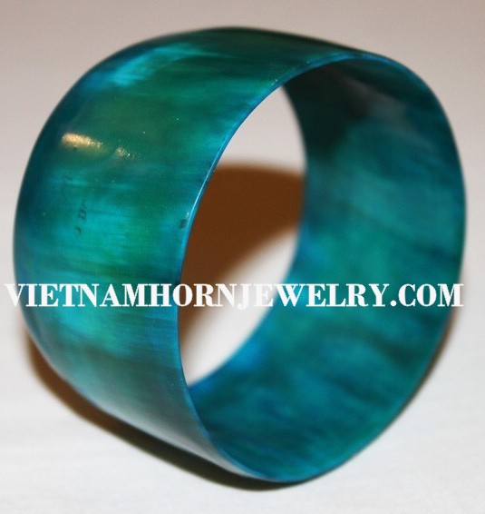 Exquisite Horn Jewelry - Unique Buffalo Horn Creations