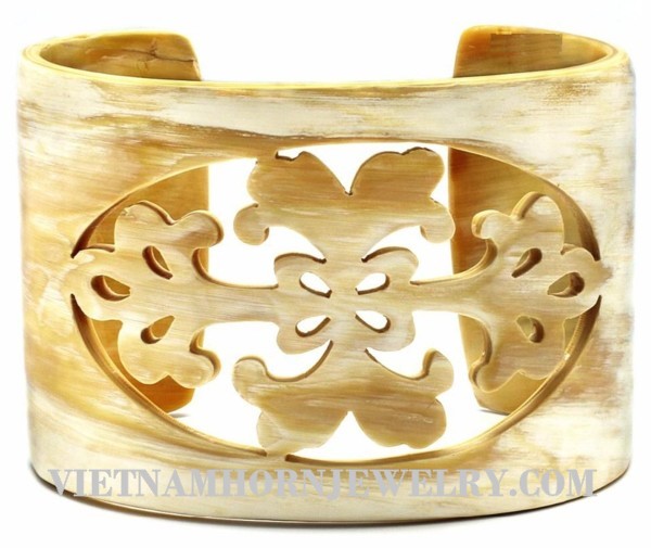 Exquisite Horn Jewelry - Unique Buffalo Horn Creations