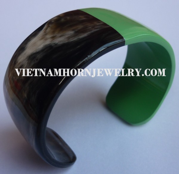 Exquisite Horn Jewelry - Unique Buffalo Horn Creations