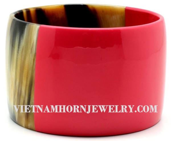 Exquisite Horn Jewelry - Unique Buffalo Horn Creations