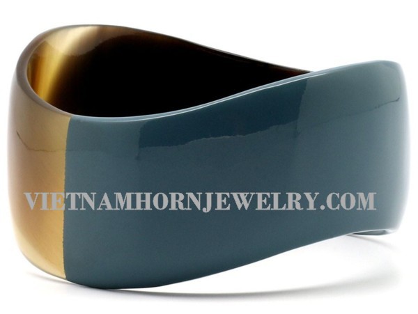 Exquisite Horn Jewelry - Unique Buffalo Horn Creations