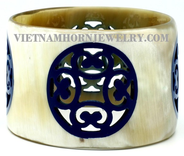 Exquisite Horn Jewelry - Unique Buffalo Horn Creations