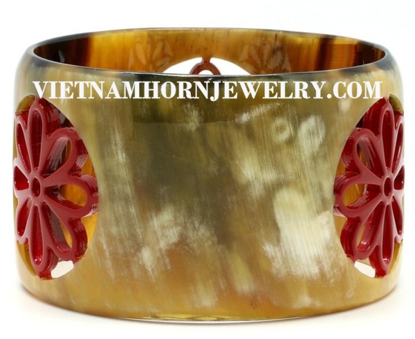 Exquisite Horn Jewelry - Unique Buffalo Horn Creations
