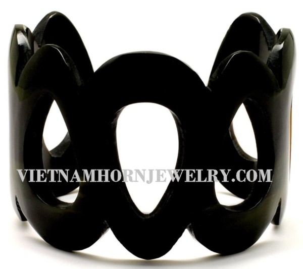 Exquisite Horn Jewelry - Unique Buffalo Horn Creations