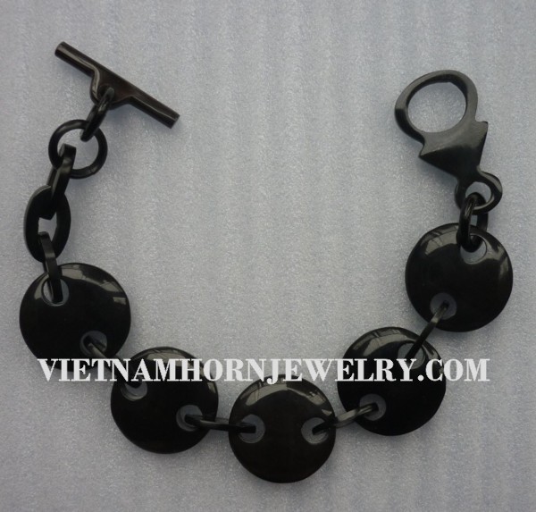 Exquisite Horn Jewelry - Unique Buffalo Horn Creations