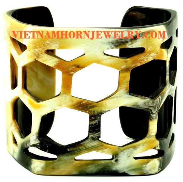 Exquisite Horn Jewelry - Unique Buffalo Horn Creations