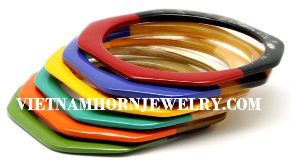 Exquisite Horn Jewelry - Unique Buffalo Horn Creations