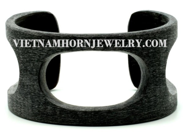 Exquisite Horn Jewelry - Unique Buffalo Horn Creations