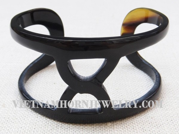 Exquisite Horn Jewelry - Unique Buffalo Horn Creations
