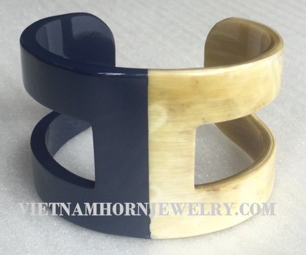 Exquisite Horn Jewelry - Unique Buffalo Horn Creations