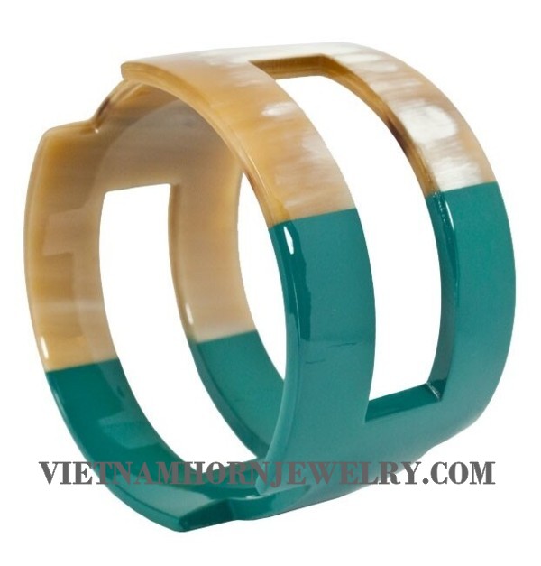 Exquisite Horn Jewelry - Unique Buffalo Horn Creations