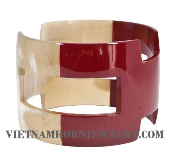 Exquisite Horn Jewelry - Unique Buffalo Horn Creations