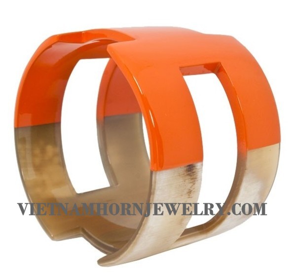 Exquisite Horn Jewelry - Unique Buffalo Horn Creations