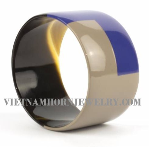 Exquisite Horn Jewelry - Unique Buffalo Horn Creations