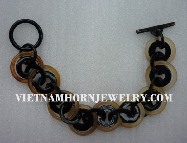 Exquisite Horn Jewelry - Unique Buffalo Horn Creations