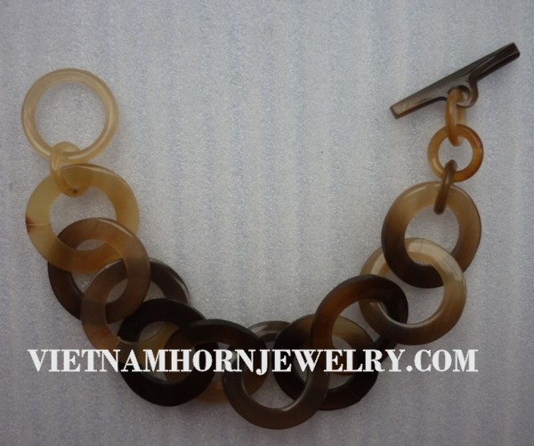 Exquisite Horn Jewelry - Unique Buffalo Horn Creations