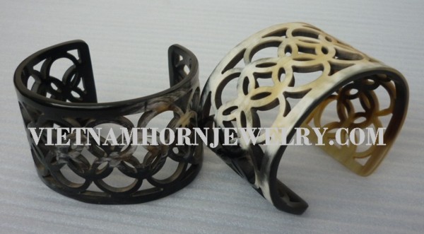 Exquisite Horn Jewelry - Unique Buffalo Horn Creations