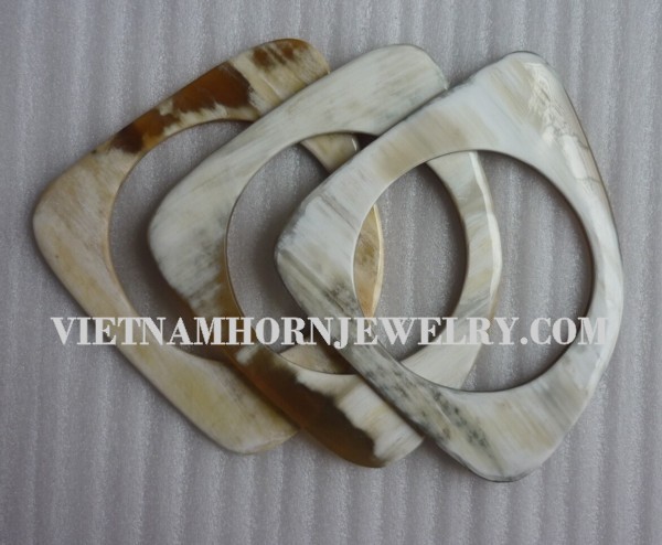 Exquisite Horn Jewelry - Unique Buffalo Horn Creations
