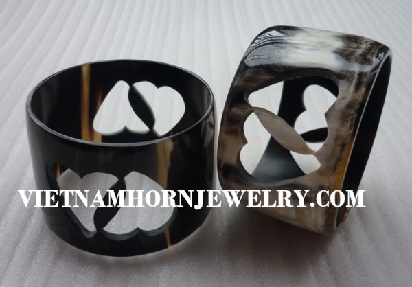 Exquisite Horn Jewelry - Unique Buffalo Horn Creations