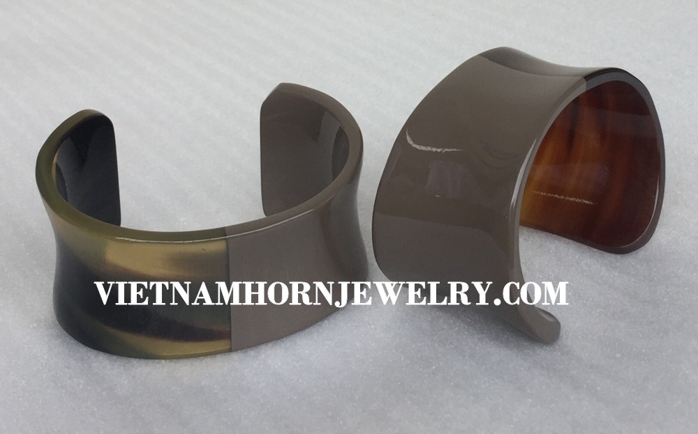 Exquisite Horn Jewelry - Unique Buffalo Horn Creations