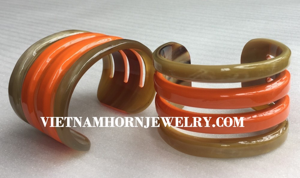 Exquisite Horn Jewelry - Unique Buffalo Horn Creations