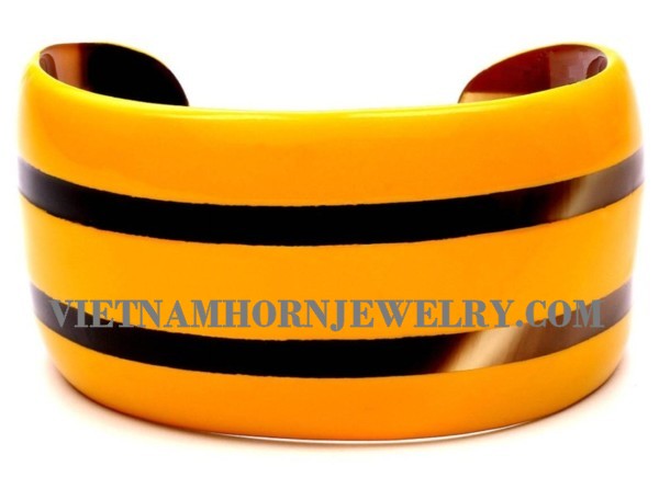 Exquisite Horn Jewelry - Unique Buffalo Horn Creations