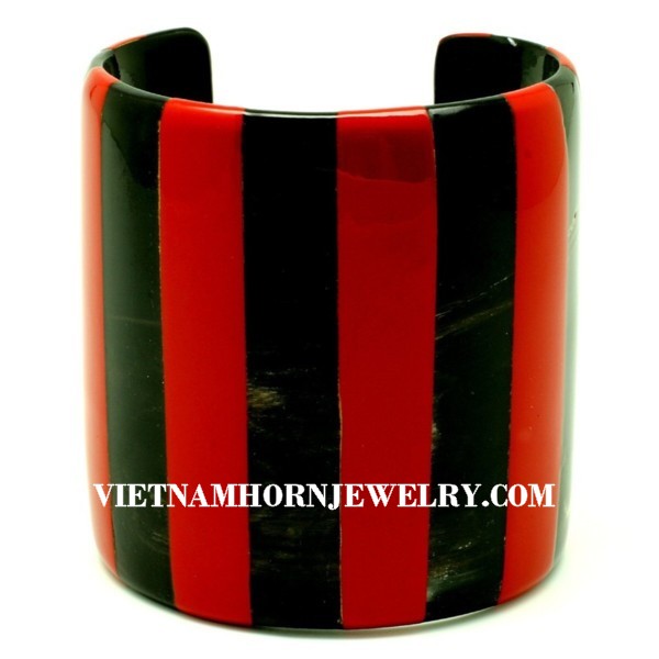 Exquisite Horn Jewelry - Unique Buffalo Horn Creations
