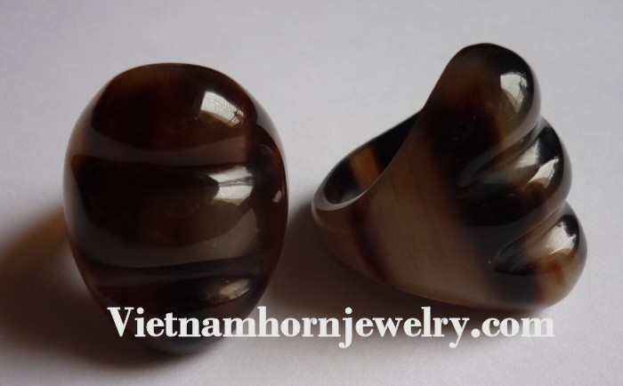 Exquisite Horn Jewelry - Unique Buffalo Horn Creations