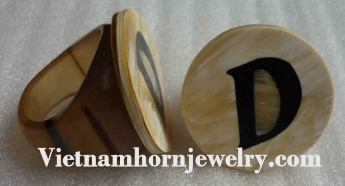 Exquisite Horn Jewelry - Unique Buffalo Horn Creations